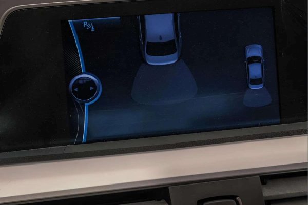 BMW 320 - Image 5