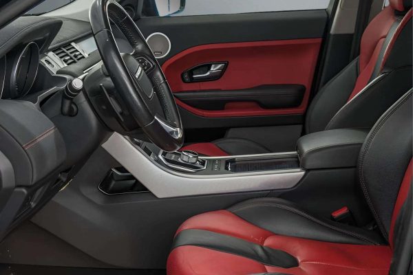Land Rover Evoque - Image 13