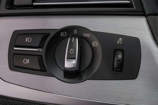 BMW 518 - Image 8