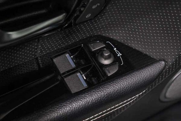 Land Rover Evoque - Image 26