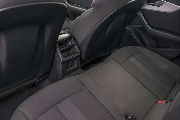 Audi A4 - Image 22