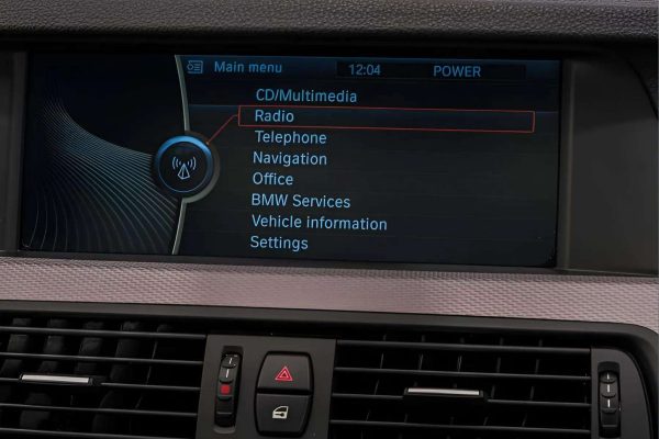 BMW 520 - Image 21