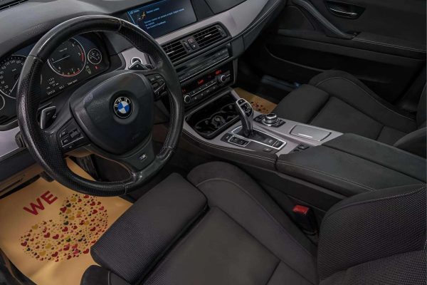 BMW 520 - Image 13