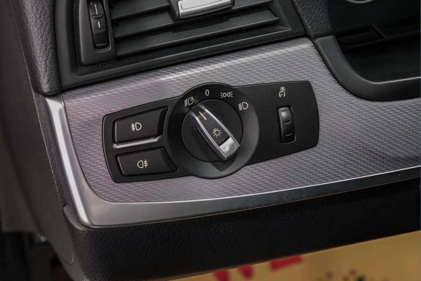 BMW 520 - Image 10