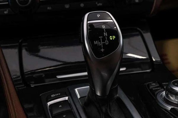 BMW 525 - Image 25