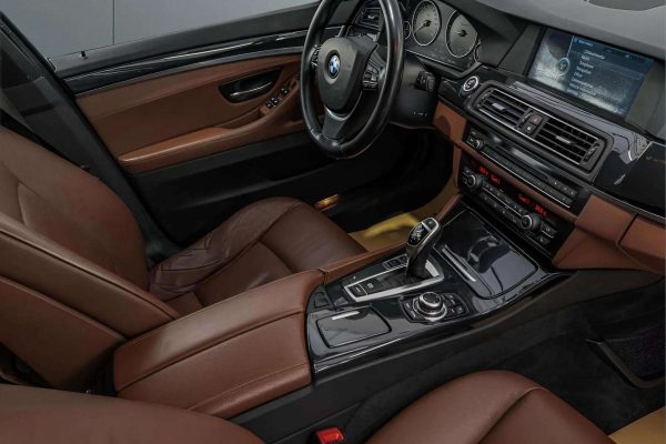 BMW 525 - Image 14