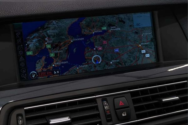BMW 525 - Image 6