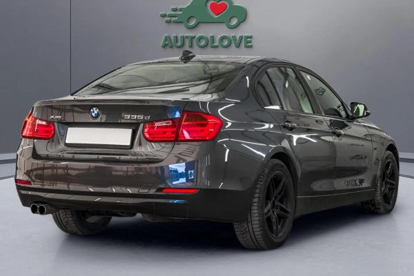 BMW 335 - Image 4