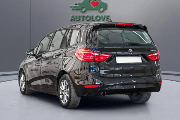 BMW 216 - Image 3