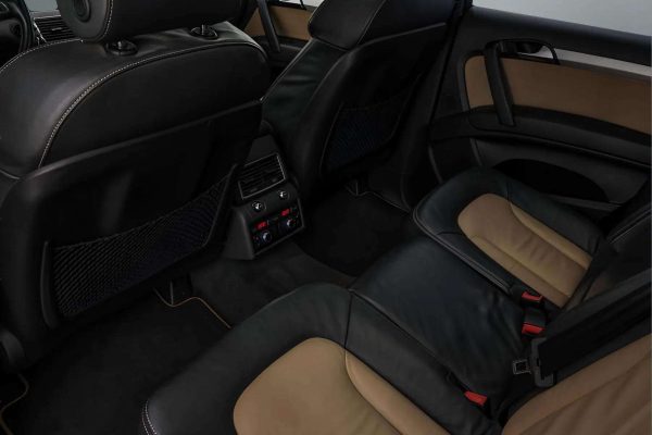 Audi Q7 - Image 35