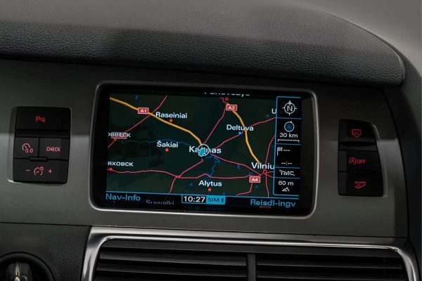 Audi Q7 - Image 33