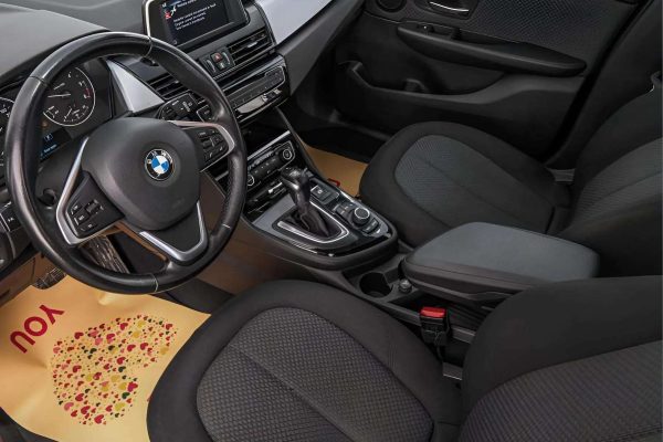 BMW 216 - Image 13