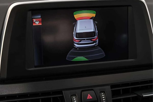 BMW 216 - Image 5