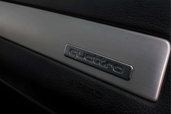 Audi Q7 - Image 24