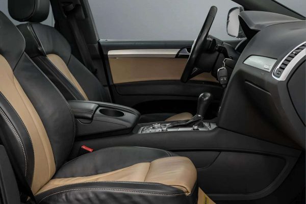 Audi Q7 - Image 21