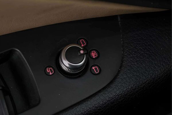 Audi Q7 - Image 11