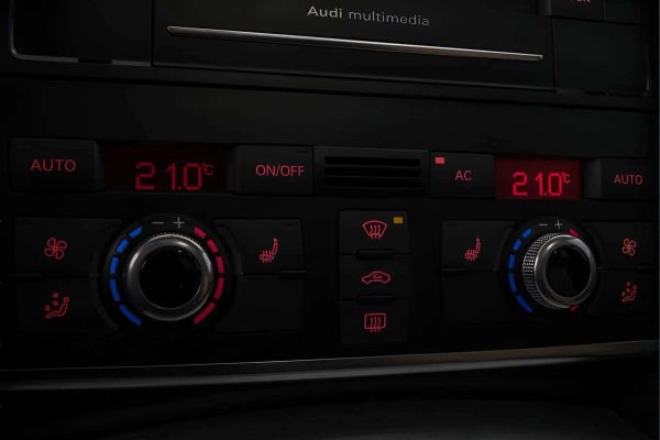 Audi Q7 - Image 8