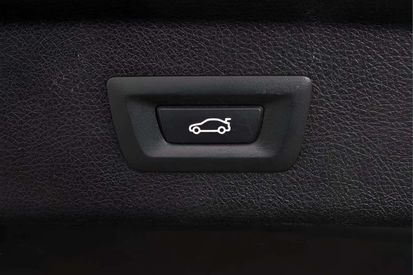 BMW 320 Gran Turismo - Image 16