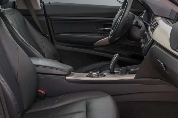 BMW 320 Gran Turismo - Image 12