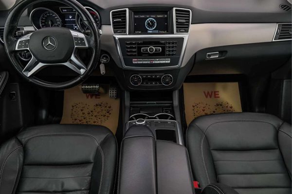 Mercedes-Benz ML250 - Image 23