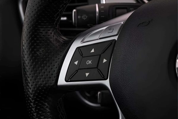 Mercedes-Benz ML250 - Image 25