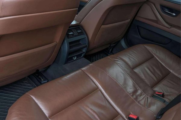 BMW 530 - Image 27