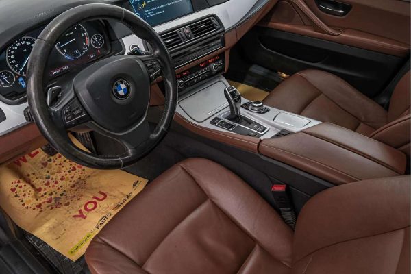 BMW 530 - Image 13