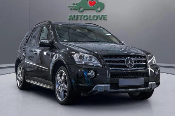 Mercedes Benz ML320 - Image 2