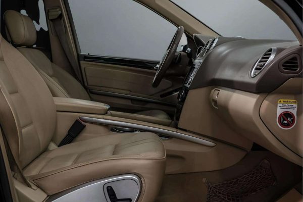 Mercedes Benz ML320 - Image 12