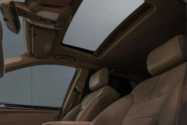 Mercedes Benz ML320 - Image 9