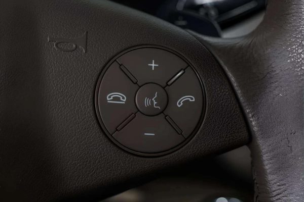 Mercedes Benz ML320 - Image 6