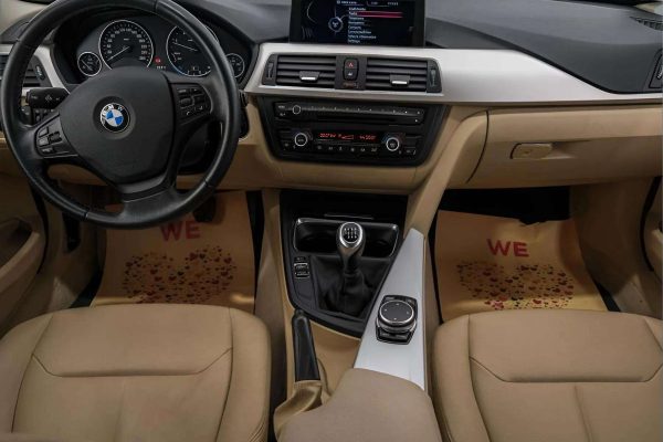 BMW 318 - Image 24