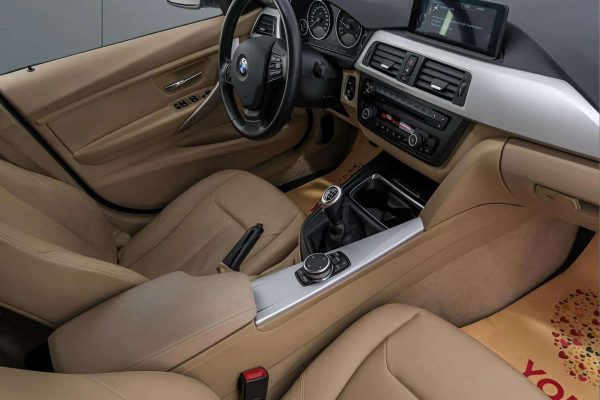 BMW 318 - Image 12