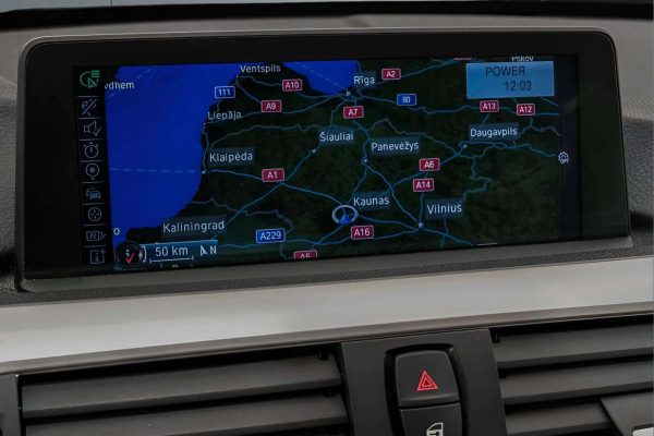 BMW 318 - Image 5