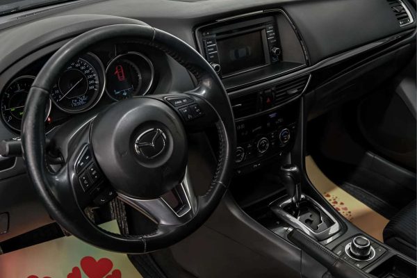 Mazda 6 - Image 11