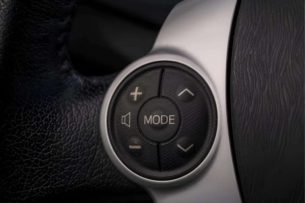 Toyota Prius - Image 16