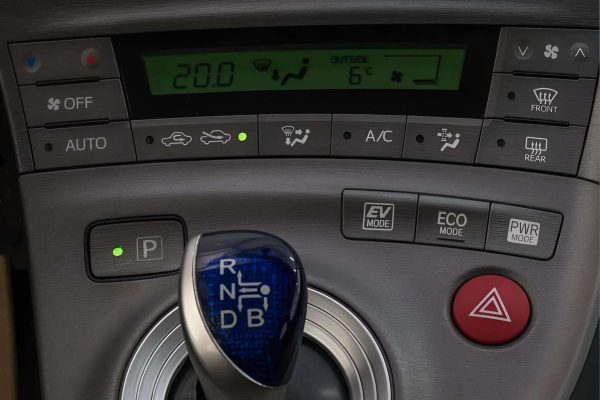 Toyota Prius - Image 13