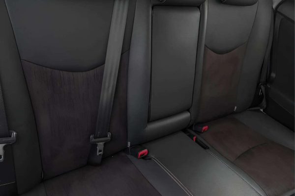 Toyota Prius - Image 10