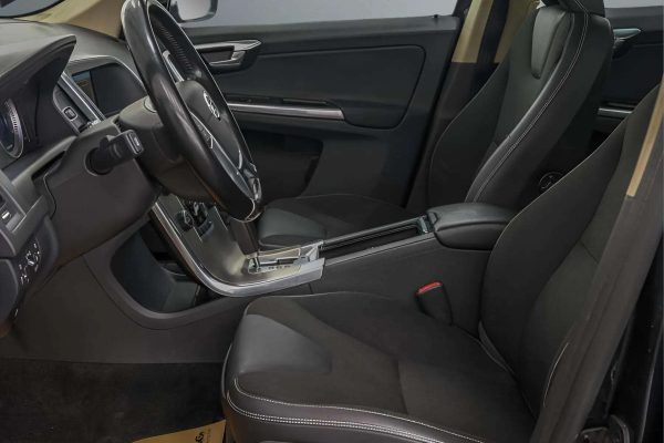 Volvo XC60 - Image 9