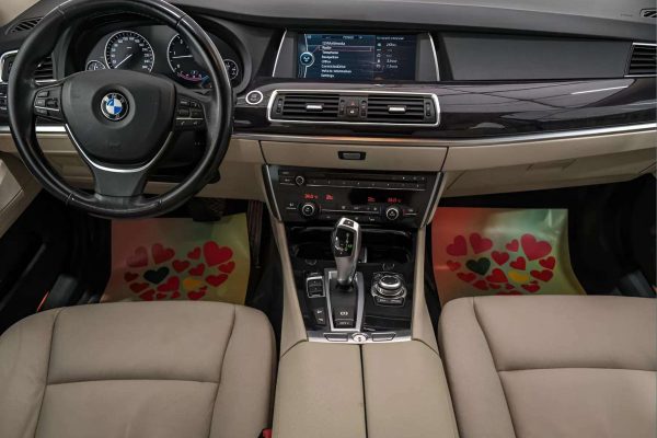 BMW 535 Gran Turismo - Image 26