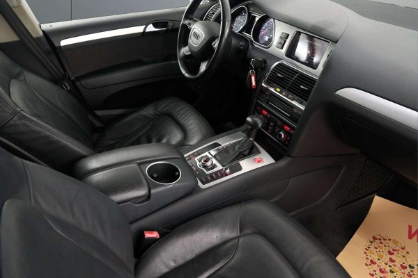 Audi Q7 - Image 16