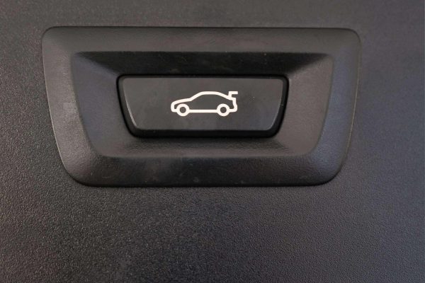 BMW 520 - Image 17
