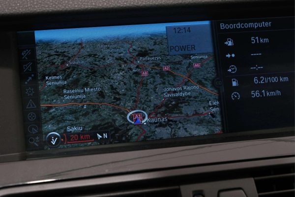 BMW 520 - Image 6