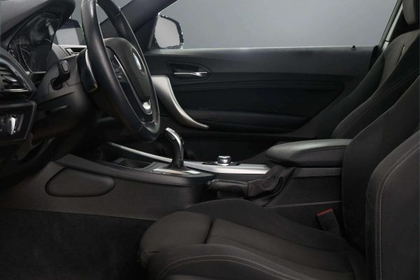 BMW 220 - Image 14