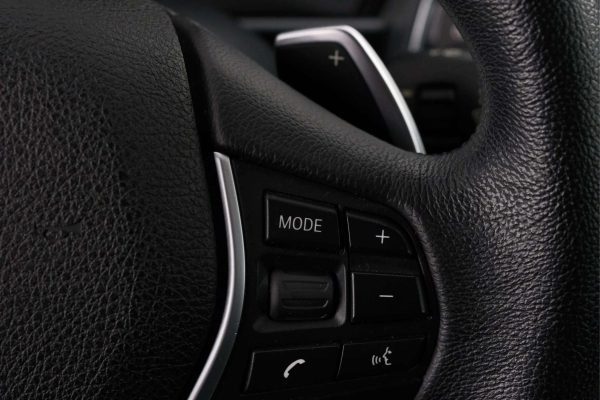 BMW 220 - Image 12