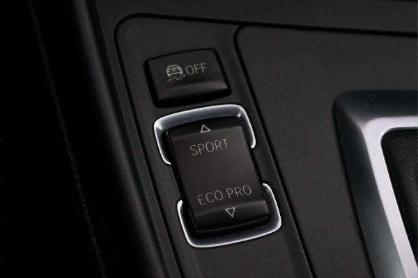 BMW 220 - Image 11