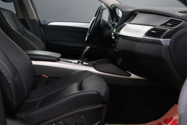 BMW X6 - Image 16