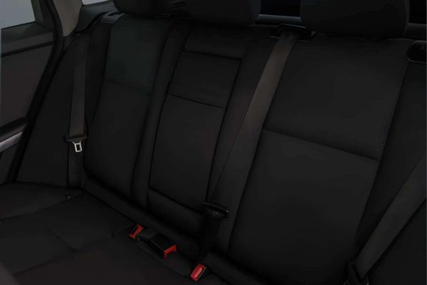 Mercedes-Benz GLK320 - Image 21