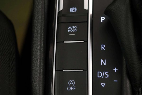 Volkswagen Golf Sportsvan - Image 22