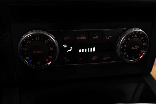 Mercedes-Benz GLK320 - Image 7
